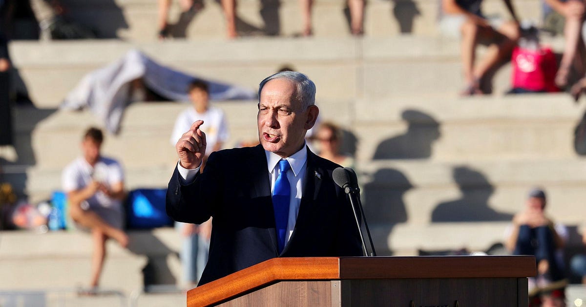 In Latest Poll, Netanyahu's Likud Gains Seat as Opposition's Bennett Continues Decline