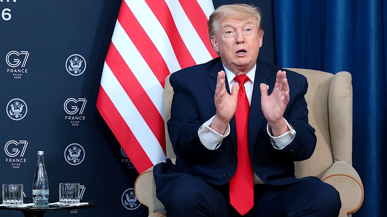 Trump: Iran will suffer 'ultimate consequences' if it reneges on nukes