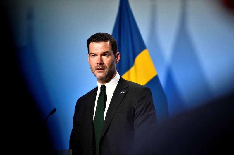 Sweden passes 'good behaviour' law to kick out misbehaving immigrants
