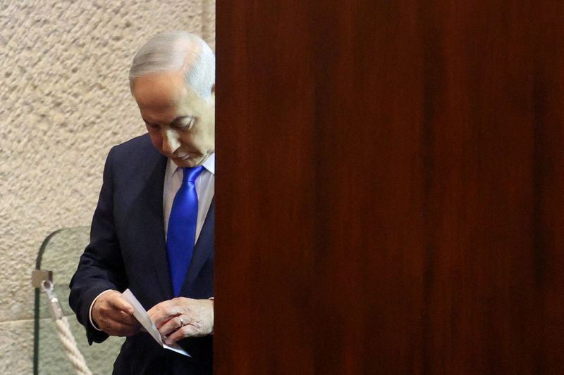 Netanyahu faces plunging support in north Israel as voters demand tougher Lebanon stance