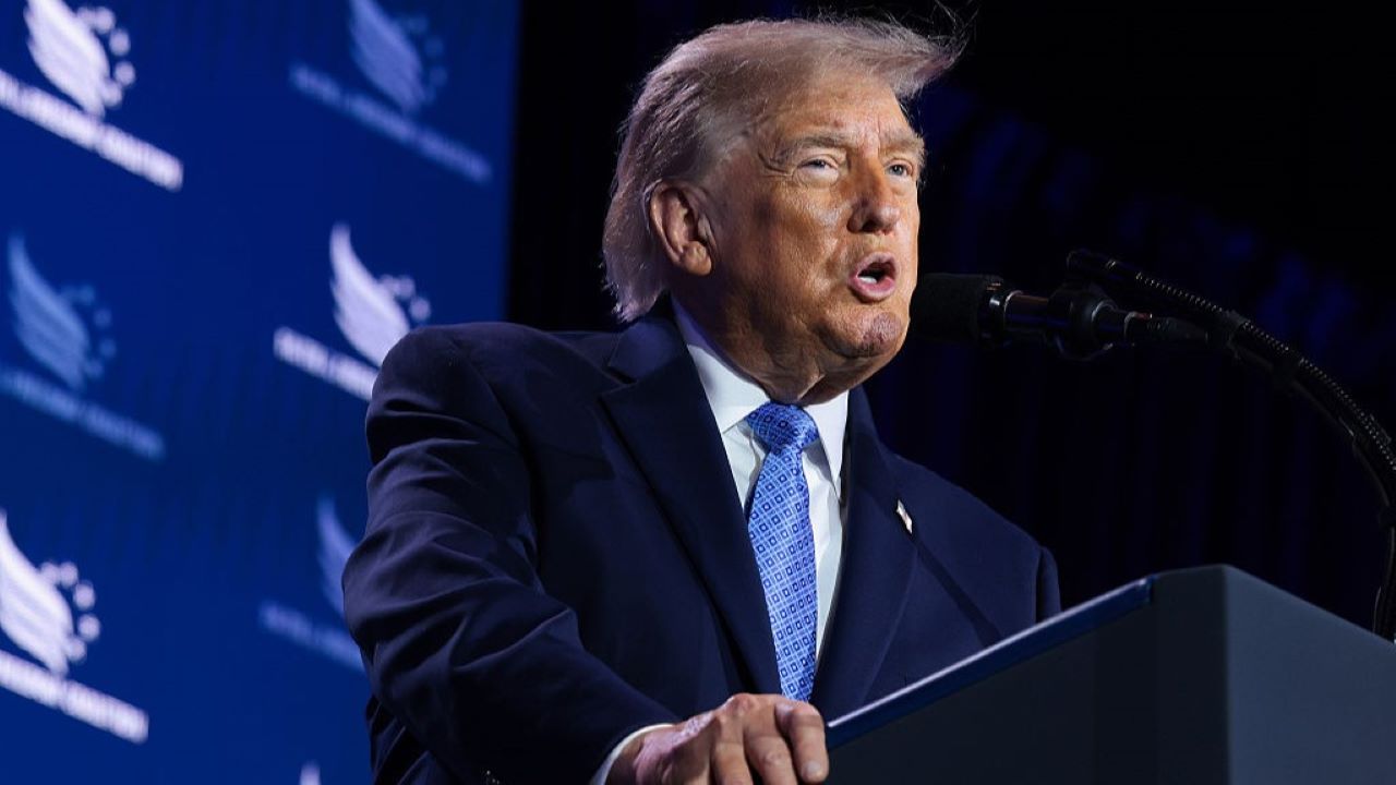 US says ships can 'move freely' in Strait of Hormuz amid ceasefire with Iran
