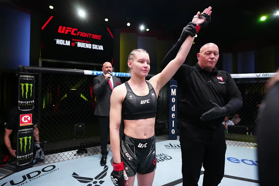 A look at the UFC’s Apex facility in Las Vegas, where only a small crowd can attend (Getty)