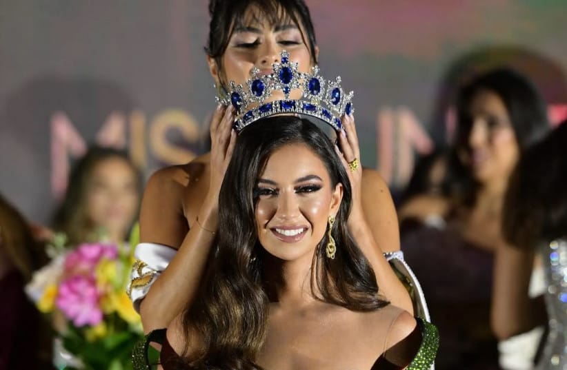 Melanie Shiraz is crowned at Miss Universe Israel 2025.