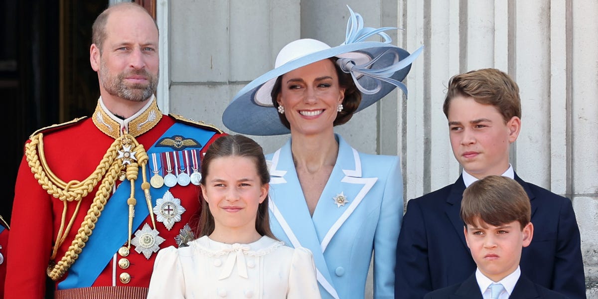 Fans all questioning why Prince George and Prince Louis aren't in Prince William's Father's Day post