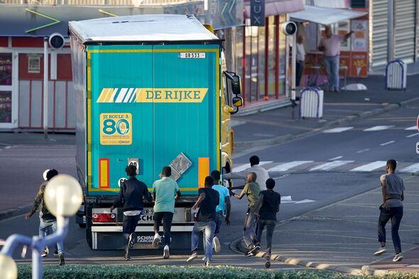 Migrants Try New Crossing From France To The UK Migrants Try New Crossing From France To The UK