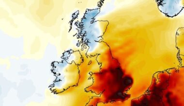 UK weather maps show next 32C heat surge in June - 22 counties above 30C | UK | News