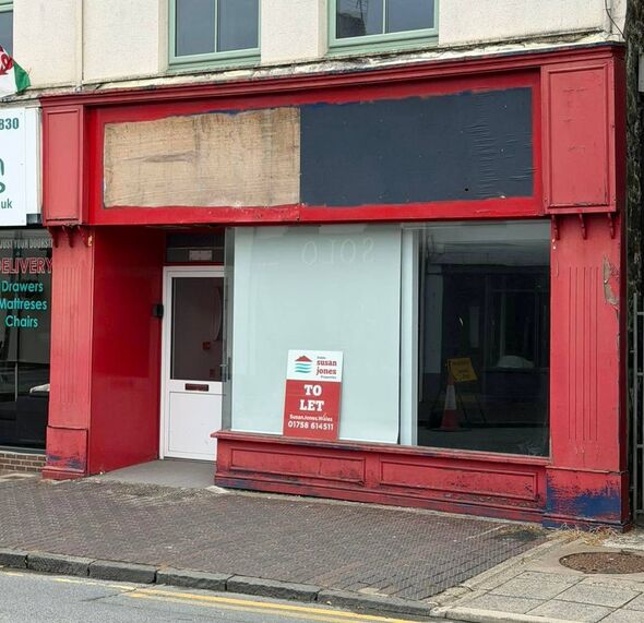 Another vacant shop on Gaol Street Another vacant shop on Gaol Street