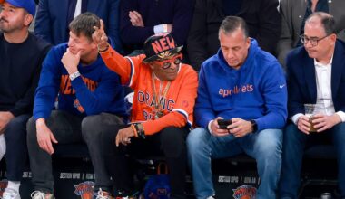 Billionaire Knicks Fans Spend Big to Take Private Jets to NBA Finals