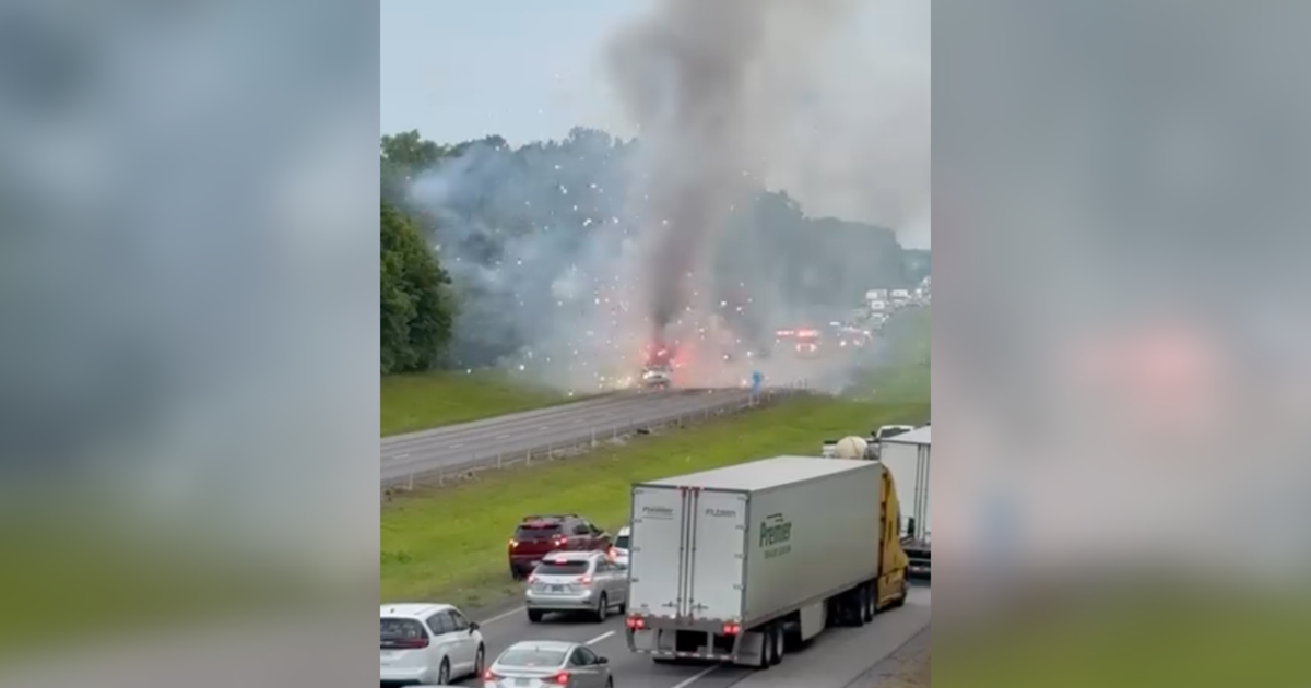 Truck carrying fireworks explodes on I-75 north in Hamilton Co. | Local News