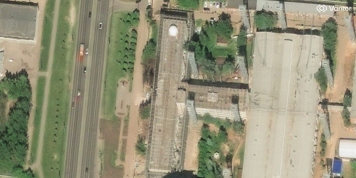 Russia Wrapped a Building in an Anti-Drone Cage. Ukraine Used Missiles.