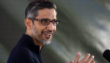 Google CEO Sundar Pichai Avoids AI in His Stanford Graduation Speech