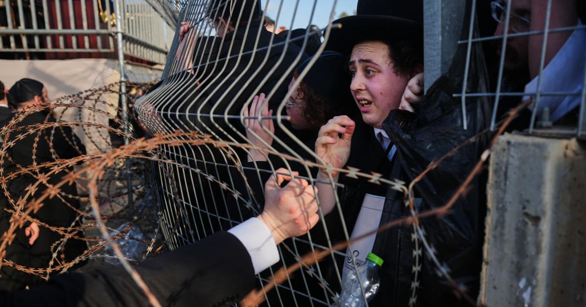 Photos of ultra-Orthodox Jews protesting military conscription in Israel | World