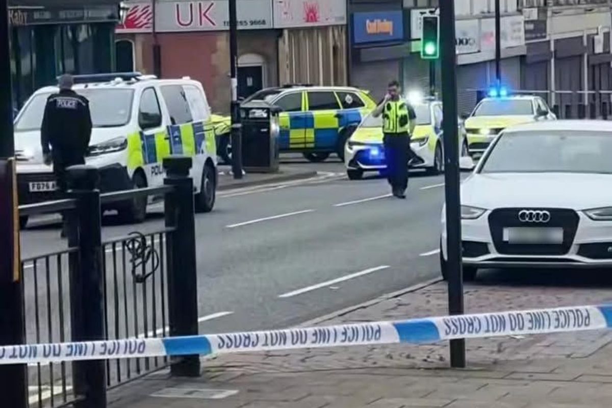 A police cordon is in place on Shields Road in Byker