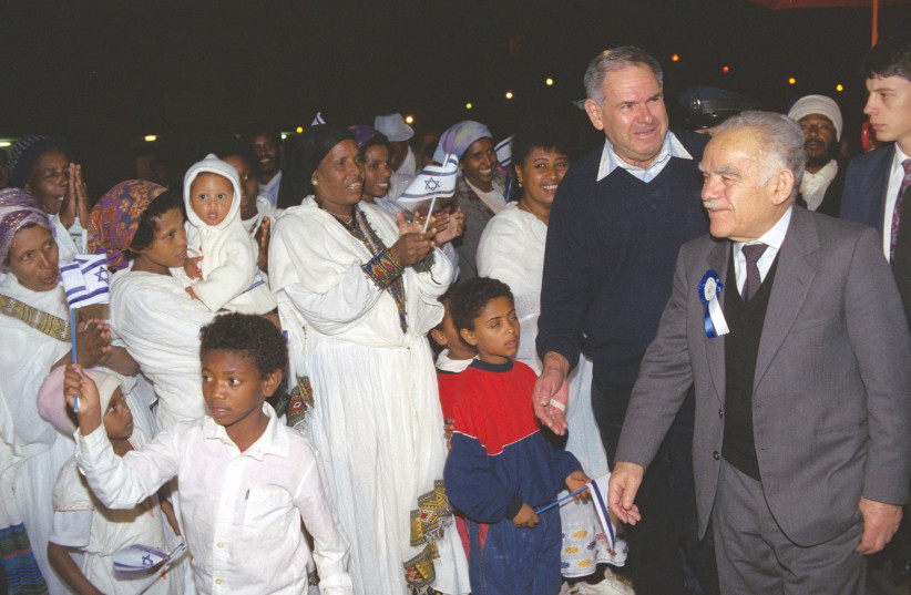 Then-prime minister Yitzhak Shamir greets new immigrants from Ethiopia, 1991.