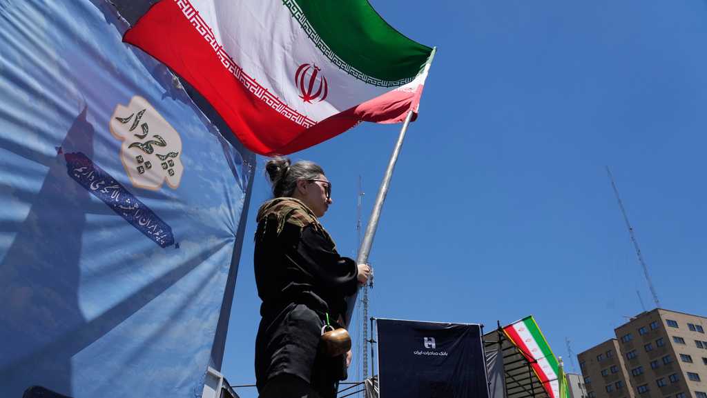 Iranian official : End of war includes end of Israel’s occupation of Lebanon