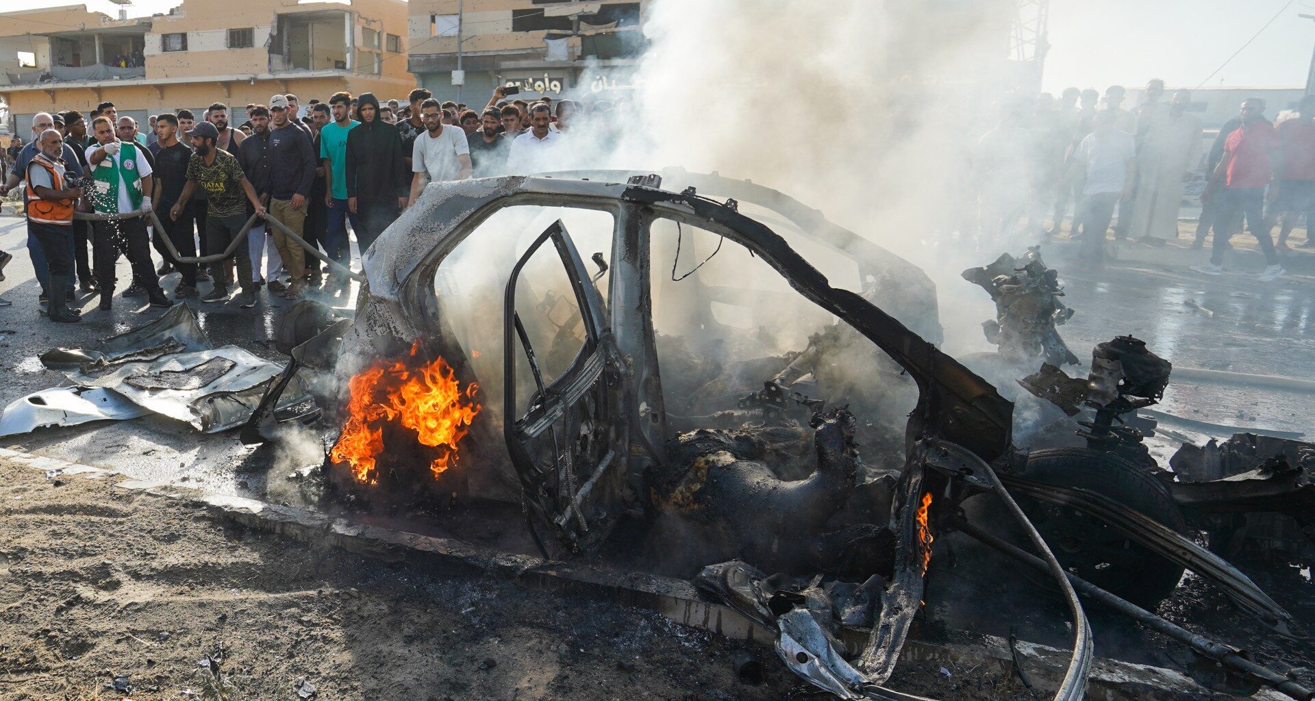 Israeli attack on car in central Gaza kills three Palestinians | Israel-Palestine conflict News