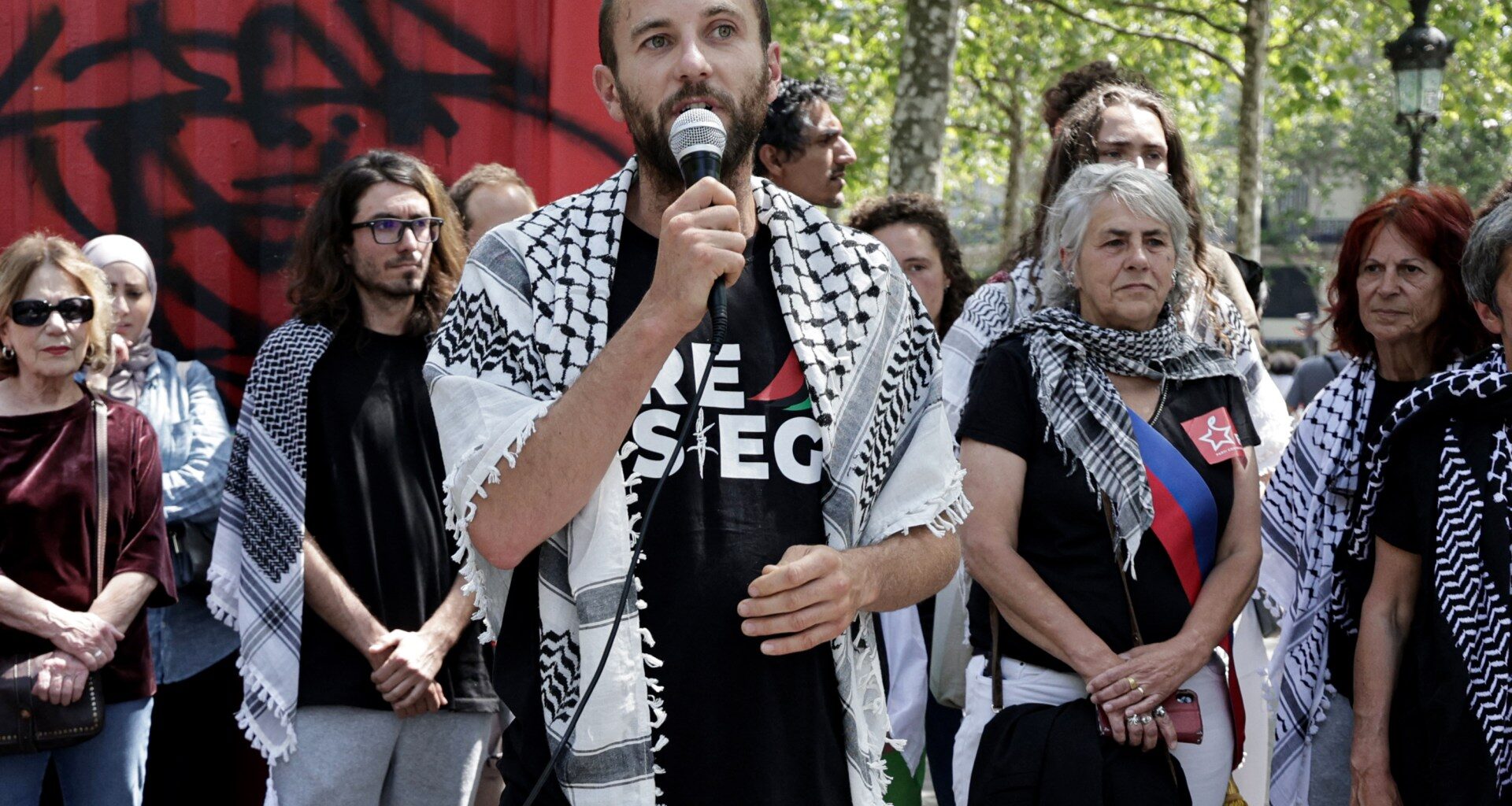 France opens ‘war crimes’ probe into Israel’s treatment of Gaza activists | Human Rights News