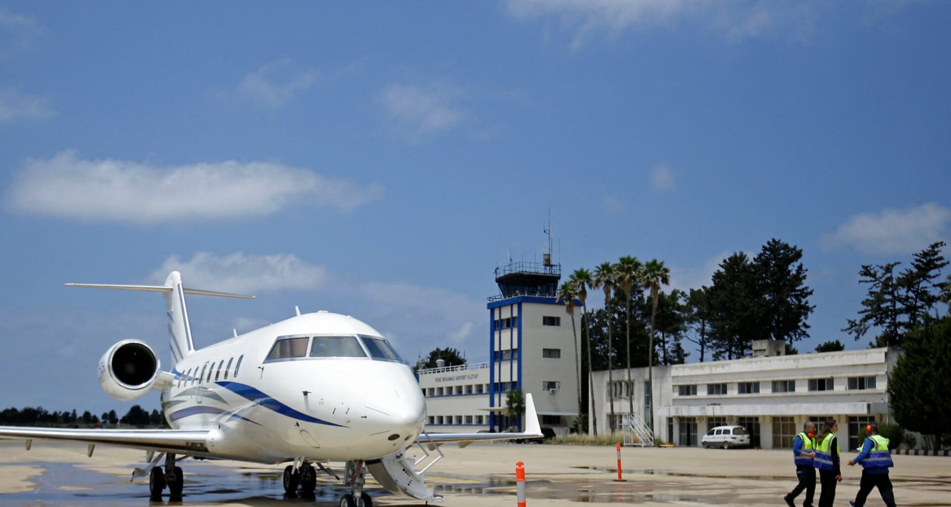 Lebanon inaugurates a second international airport amid Israel-Hezbollah war