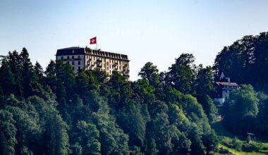 Pakistan says 'technical-level talks' between US and Iran to be held tomorrow in Switzerland