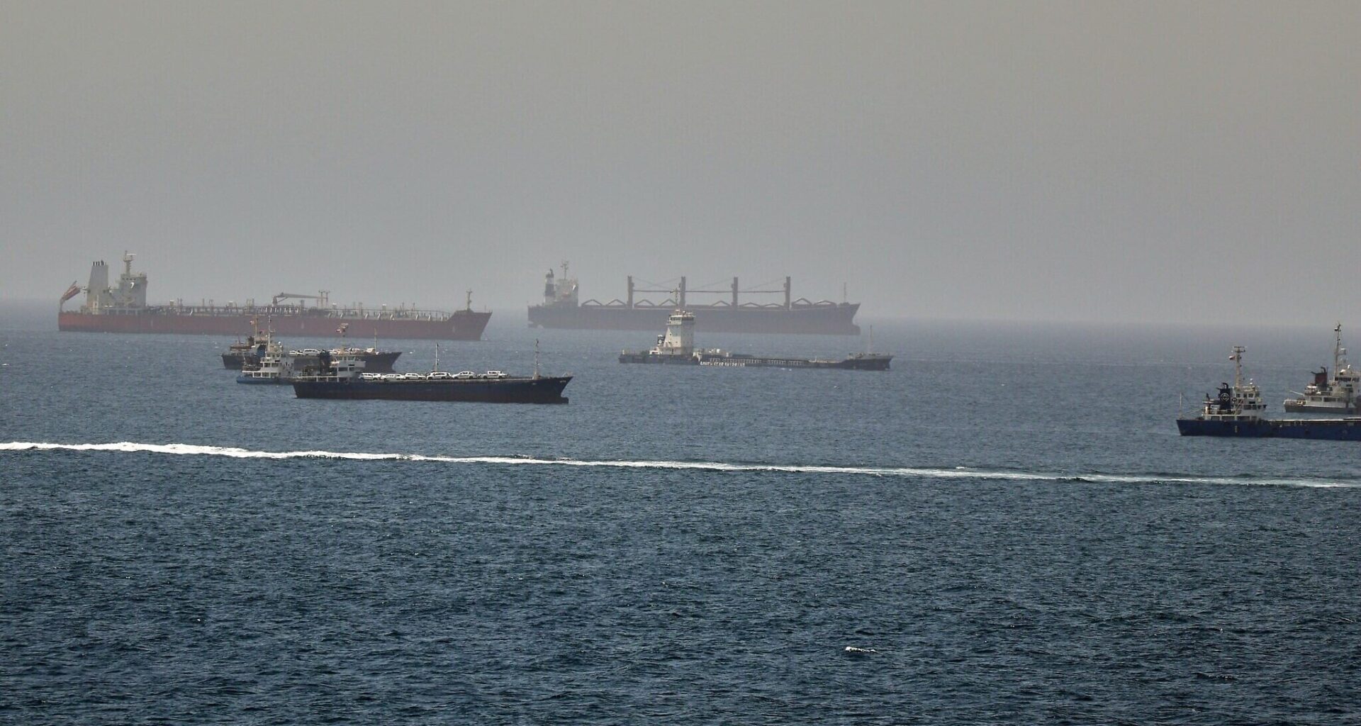 Iran says it has closed Hormuz again as IDF attacks Hezbollah, upping pressure on US before Switzerland talks