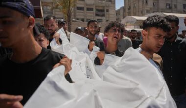 Israeli strike hits tent in central Gaza, killing 3, including a child