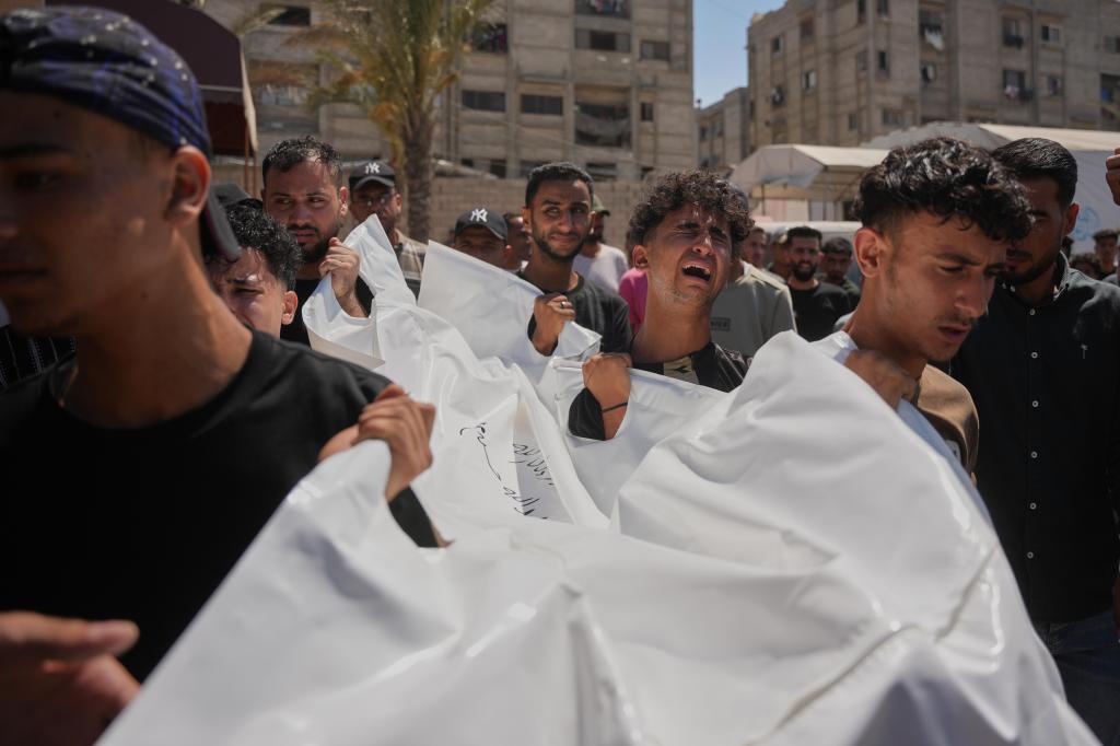 Israeli strike hits tent in central Gaza, killing 3, including a child