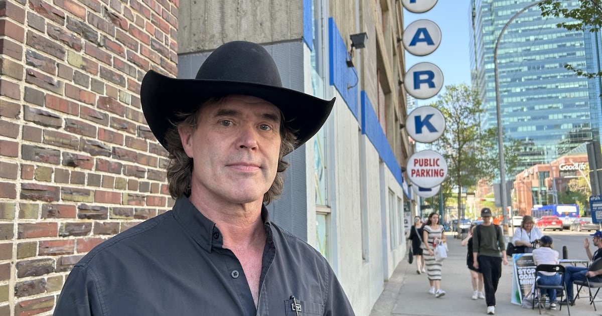 Alberta’s Corb Lund says anti-coal petition drive a success - CTV News
