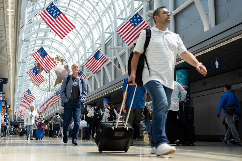 Editorial: Leave O'Hare alone, DHS Secretary Markwayne Mullin