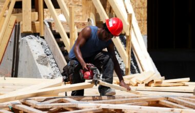 Canada adds 87,800 jobs in May, jobless rate falls to 6.6%, beating estimates