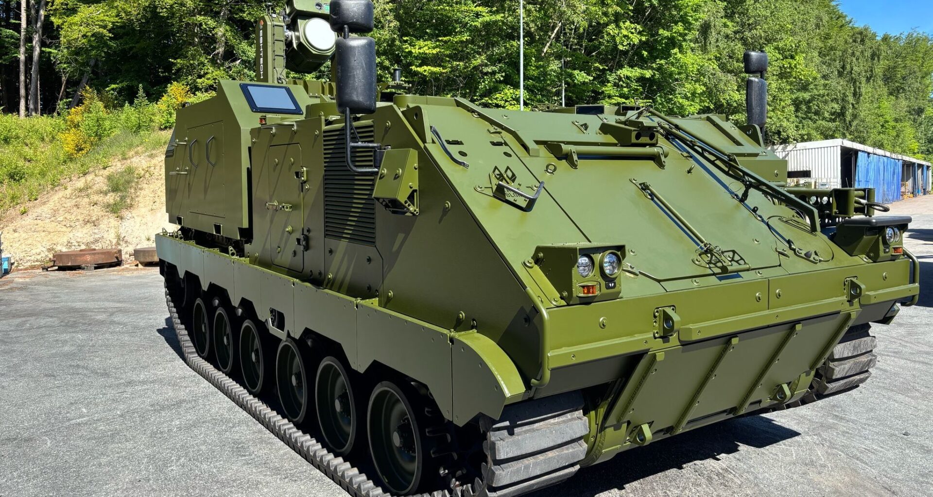 Israeli startup unveils laser system it says can kill drones in seconds
