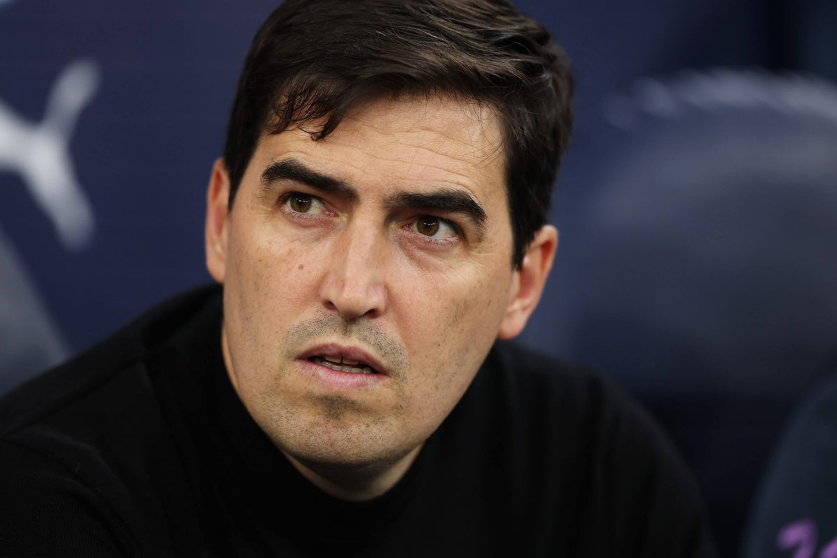 Liverpool open talks with Andoni Iraola over head coach role