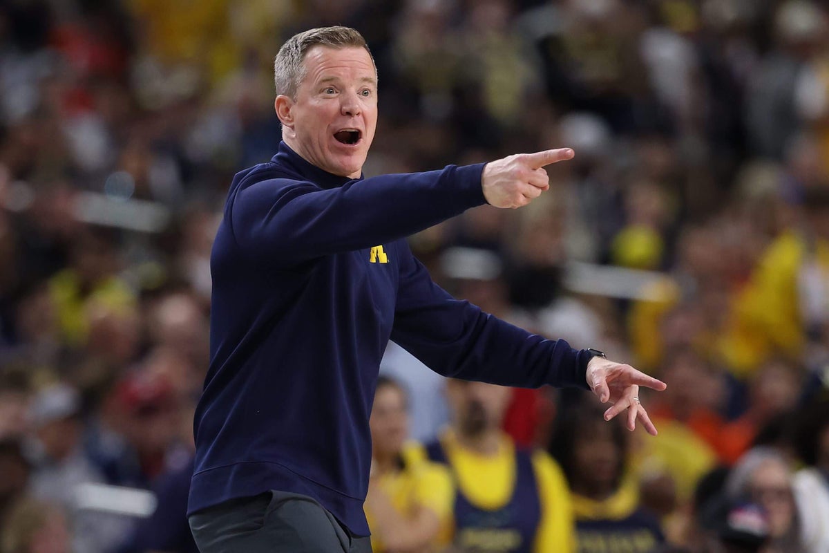 Mavericks hiring Michigan’s Dusty May as head coach: Source
