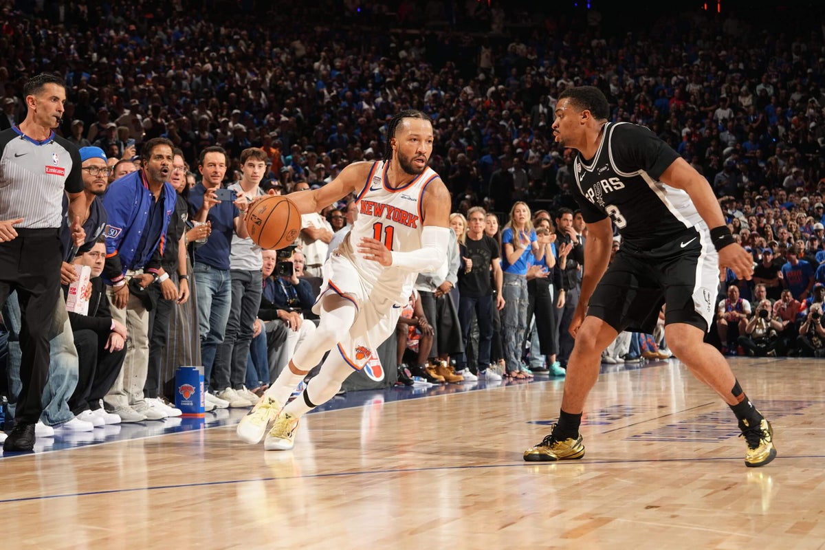 Knicks stage historic Game 4 comeback against Spurs, 1 win away from title