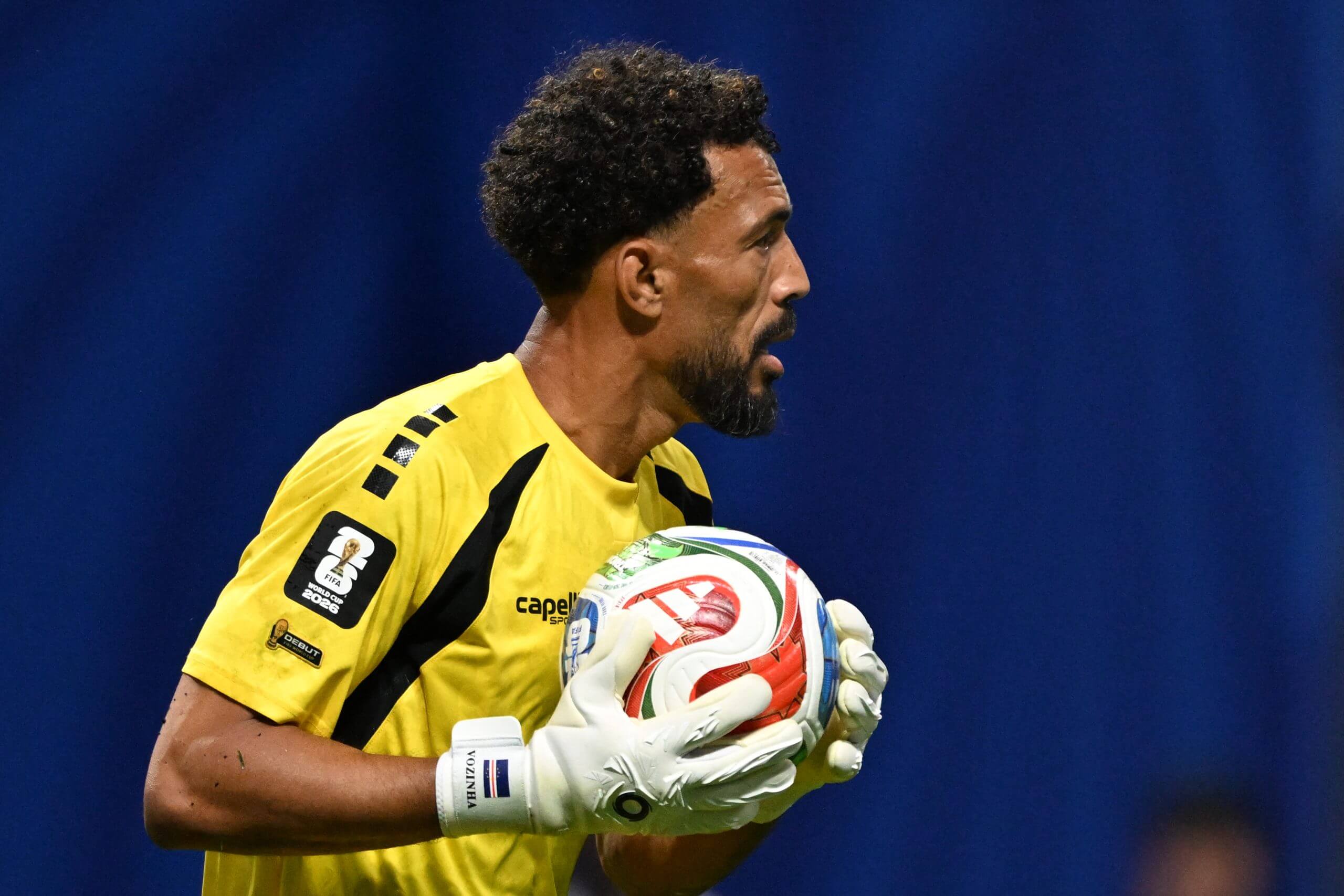Cape Verde's goalkeeper Vozinha