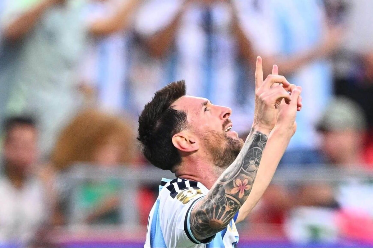 A magical Lionel Messi hat-trick as Argentina beat Algeria — but should he have been sent off?
