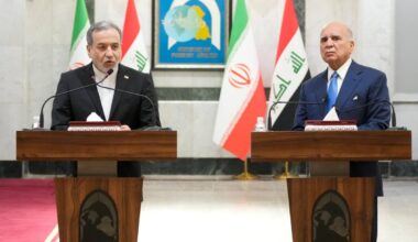 Iran targets U.S. sites in Bahrain, Kuwait
