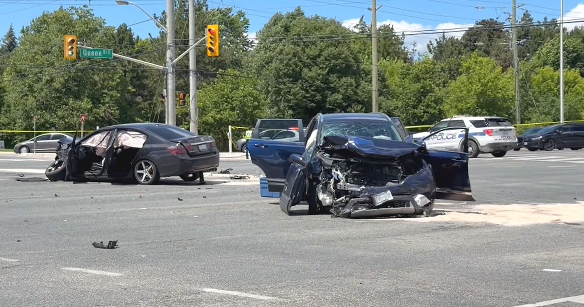 Brampton collision: 3 hurt, 2 critically