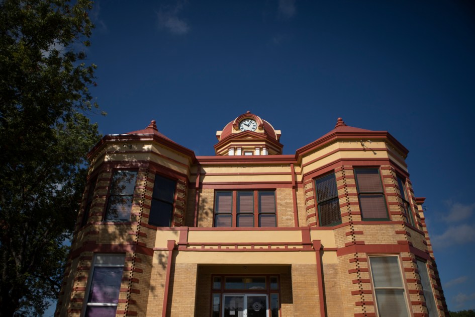 Screwworm-infected Texas district still has no Congress member