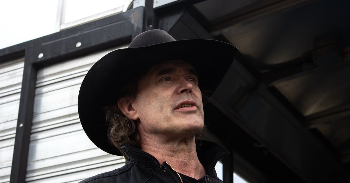 Corb Lund ‘deeply disappointed and shocked’ by Premier Smith’s answer on coal petition - CTV News