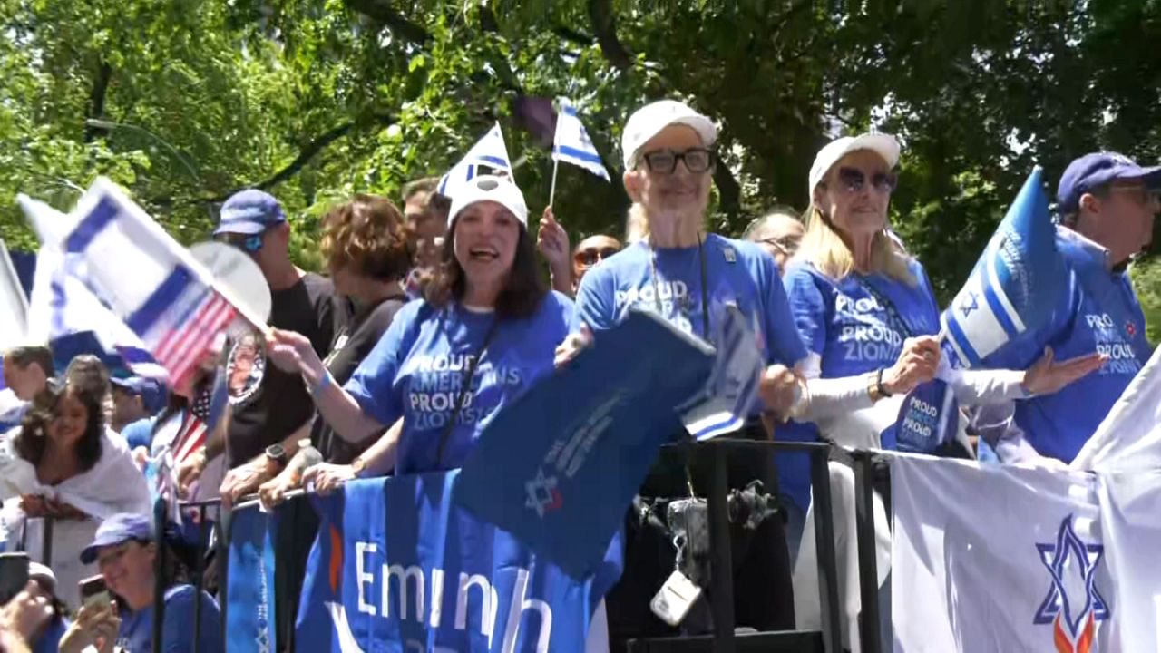 Thousands gather on Fifth Avenue for Israel Day Parade
