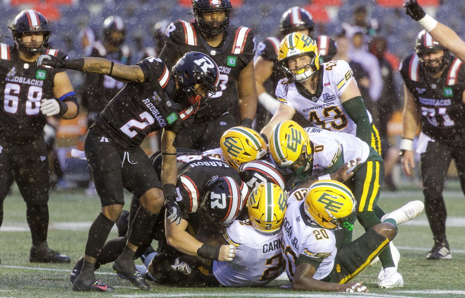 Ryan Dinwiddie's Ottawa Redblacks debut marred by miscues (& 13 other thoughts)
