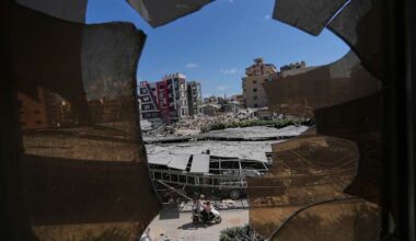 Israeli military strikes in southern Lebanon in intense fighting as US-Iran talks postponed