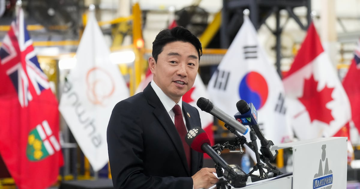 EXCLUSIVE: South Korea boosts submarine bid with ‘Project Beaver’ hydrogen truck proposal - CTV News