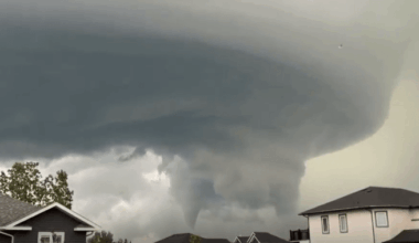 Tornado leaves trail of ‘severe damage’ after hitting southeast Saskatchewan