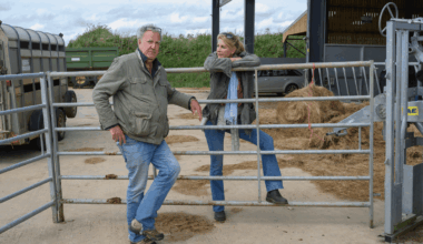 Jeremy Clarkson reveals he has been diagnosed with cancer
