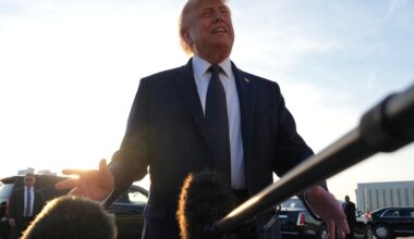 Trump says he would ‘rather not’ have USMCA