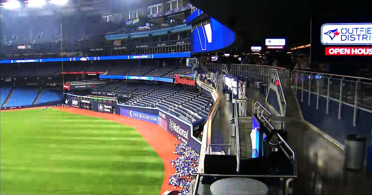 Blue Jays-Cubs has been postponed by rain