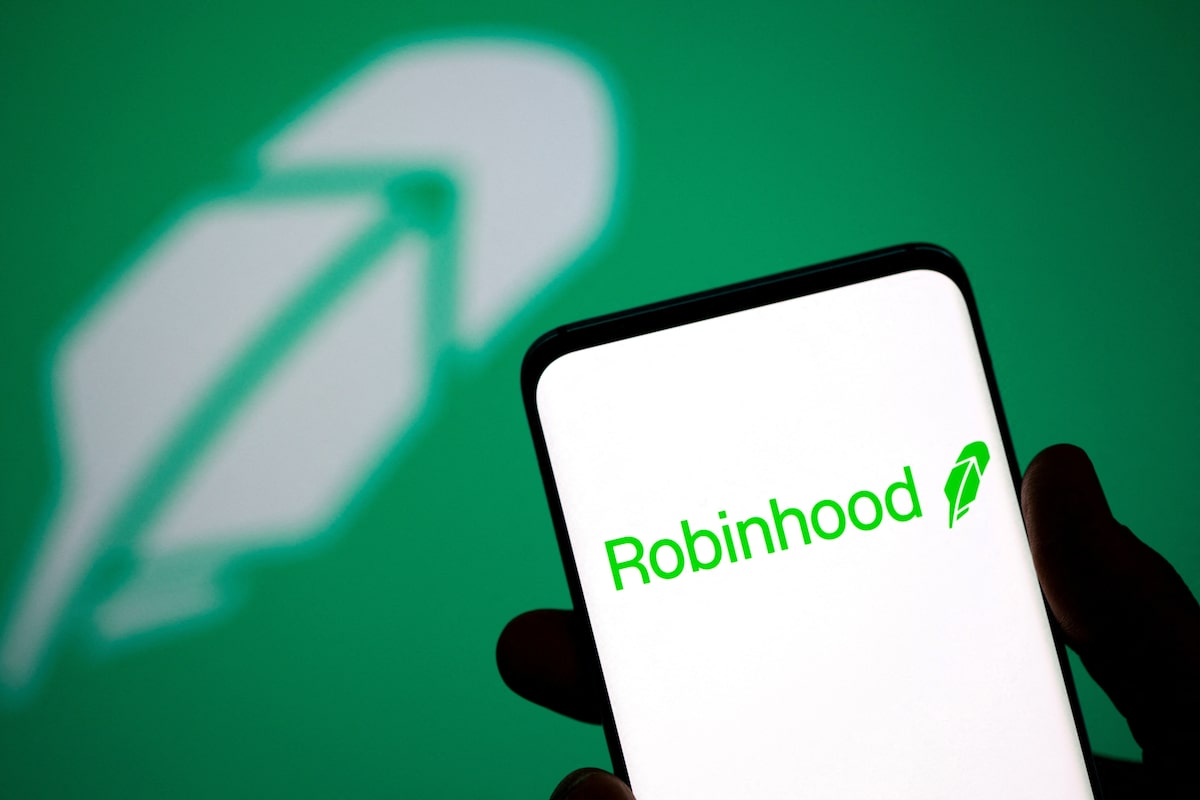 Robinhood entering Canada after closing WonderFi deal