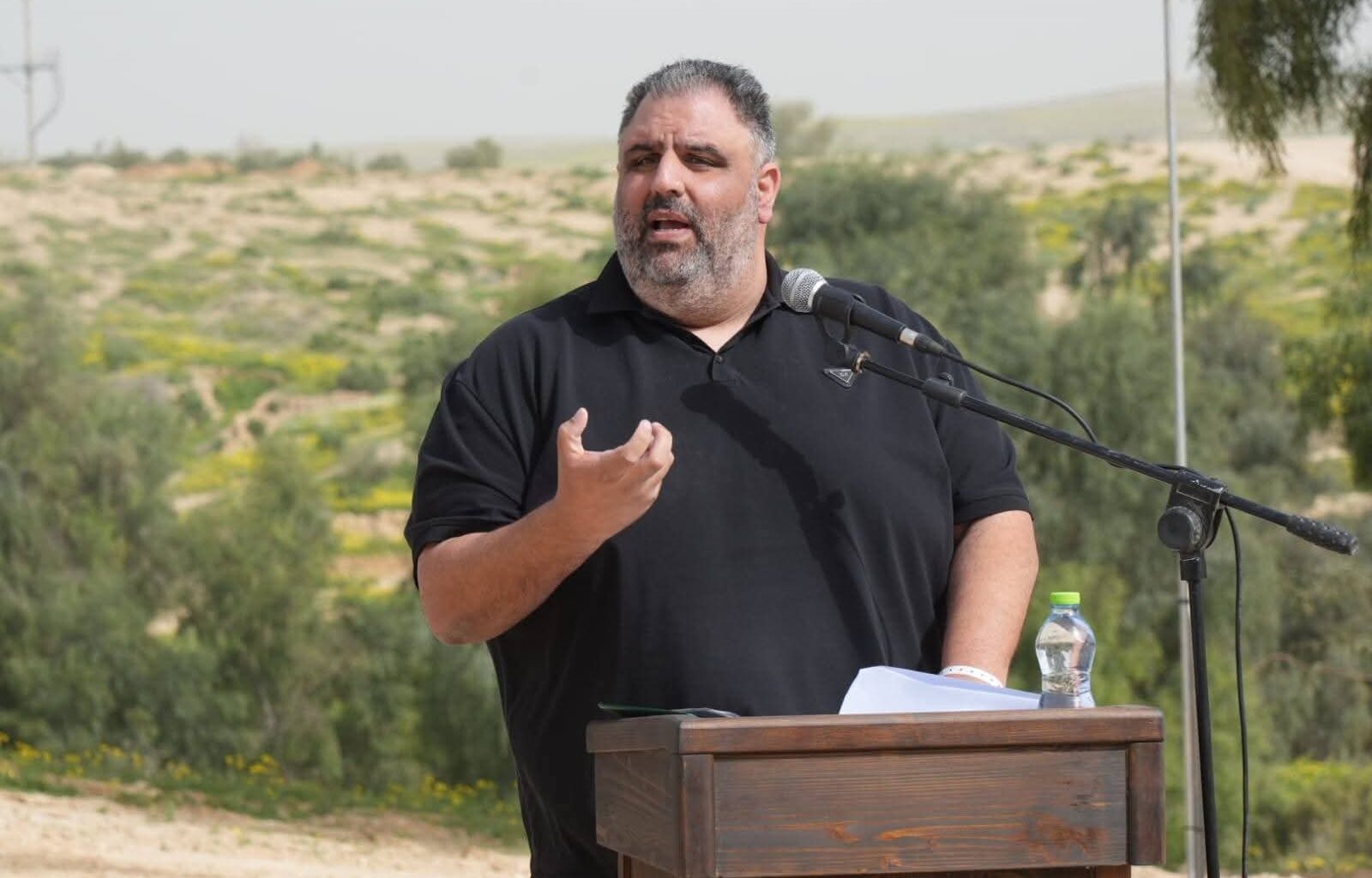 KKL Chairman Eyal Ostrinsky speaks at the dedication of the renewed Sayeret Shaked Park in the southern city of Ofakim, February 2, 2026. (Michael Houri, KKL-JNF Photo Archive)