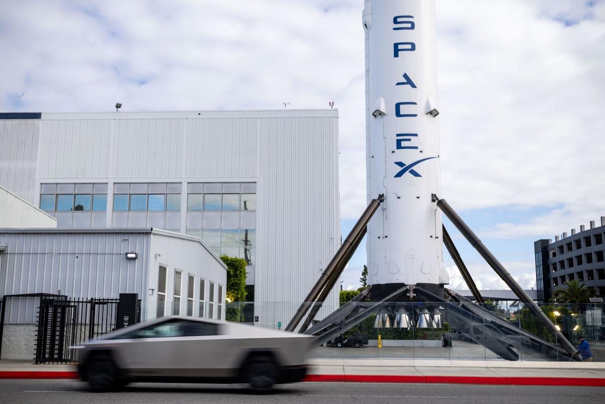 SpaceX Said to Target $75 Billion in IPO at $135 Per Share